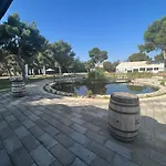 El Cisne Hotel