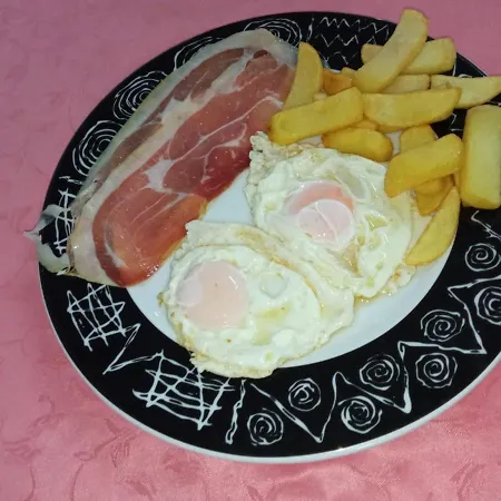 埃尔瑟斯尼酒店 酒店