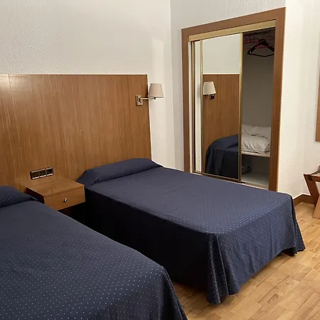 El Cisne Hotel