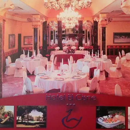 Otel El Cisne 3*