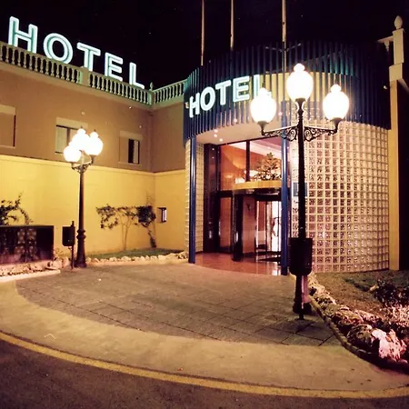 Otel El Cisne Zaragoza