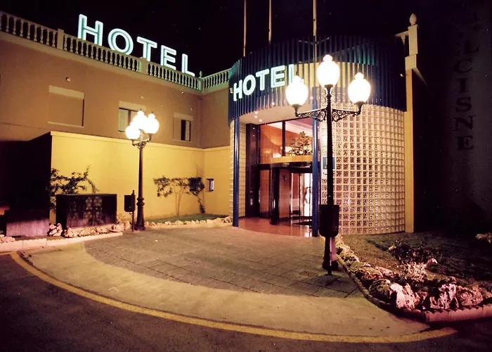 Hotel El Cisne Saragoça